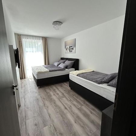 Villa Bauhaus Dream Deluxe T Siófok Eksteriør billede