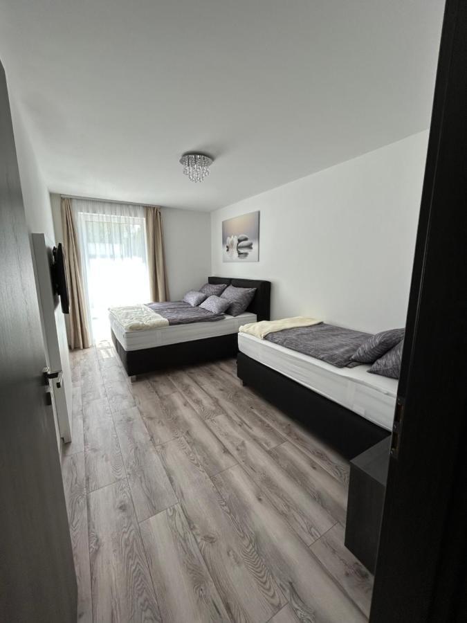 Villa Bauhaus Dream Deluxe T Siófok Eksteriør billede