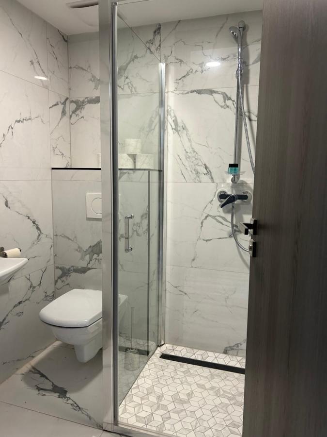 Villa Bauhaus Dream Deluxe T Siófok Eksteriør billede